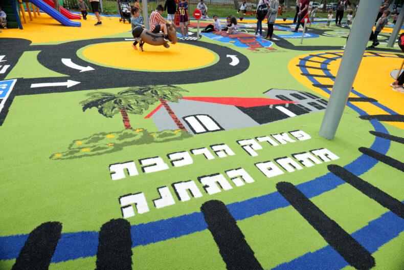 משחקי רצפה מדשא סינטטי בעיצוב אישי – הייחודיות של דשא עוז